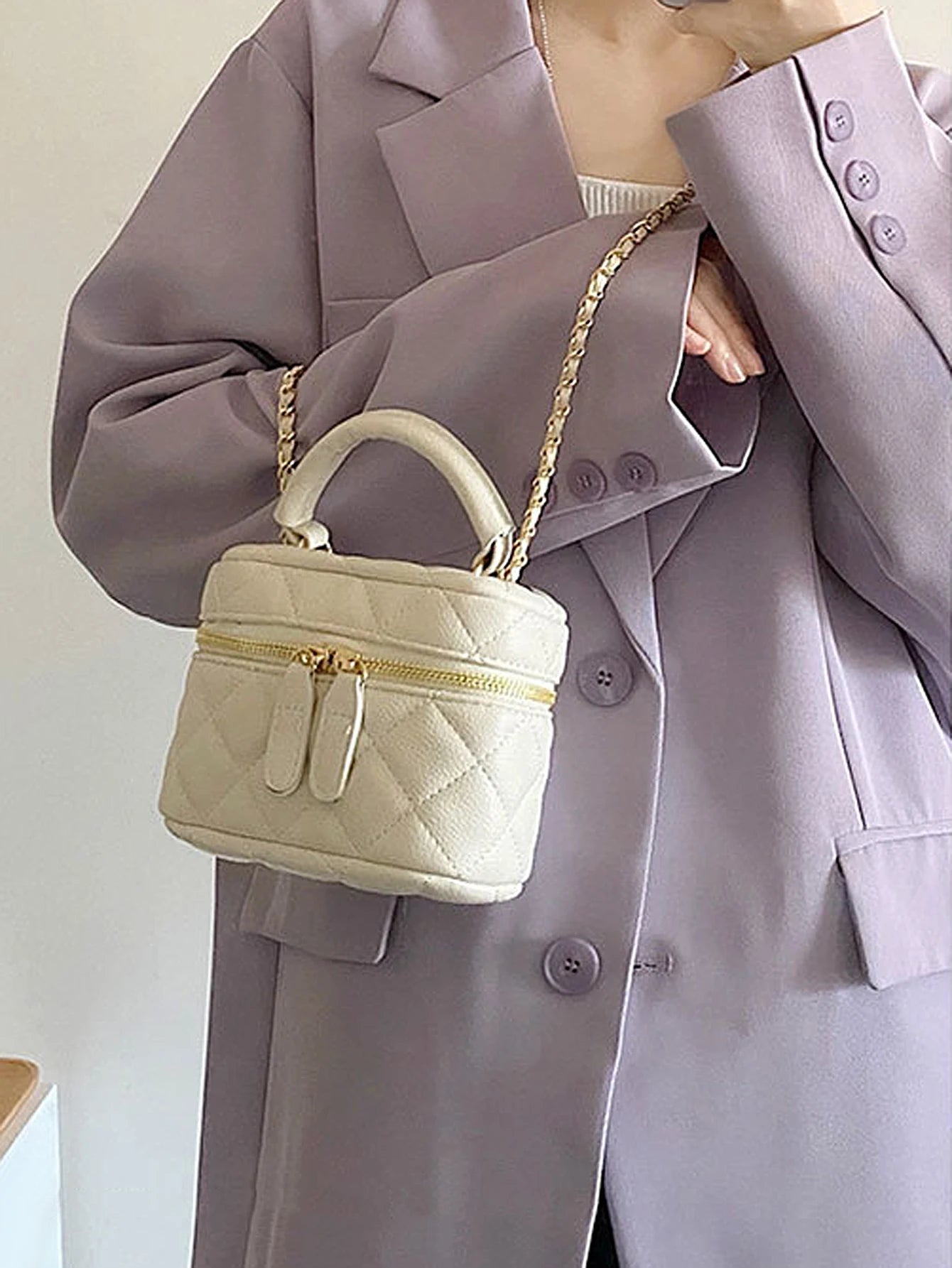 Mini Quilted Chain Crossbody Bag – Diamond Checkered Designer Handbag for Women - Image 2