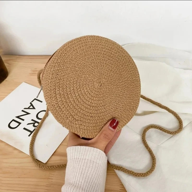 Minimalist Round Straw Crossbody Bag – Vacation-Style Shoulder Purse for Women